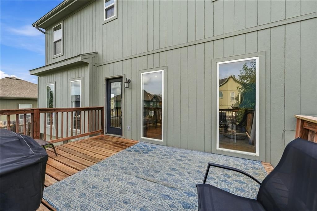 16912 Summit Drive — photo 40