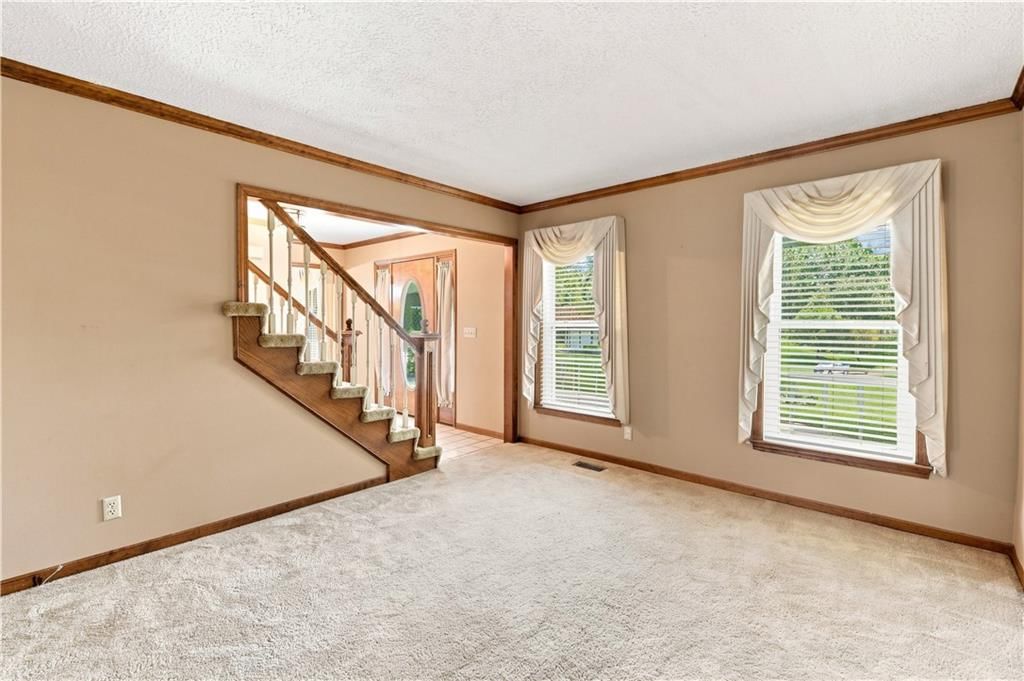 2700 NW Bent Tree Circle — photo 6