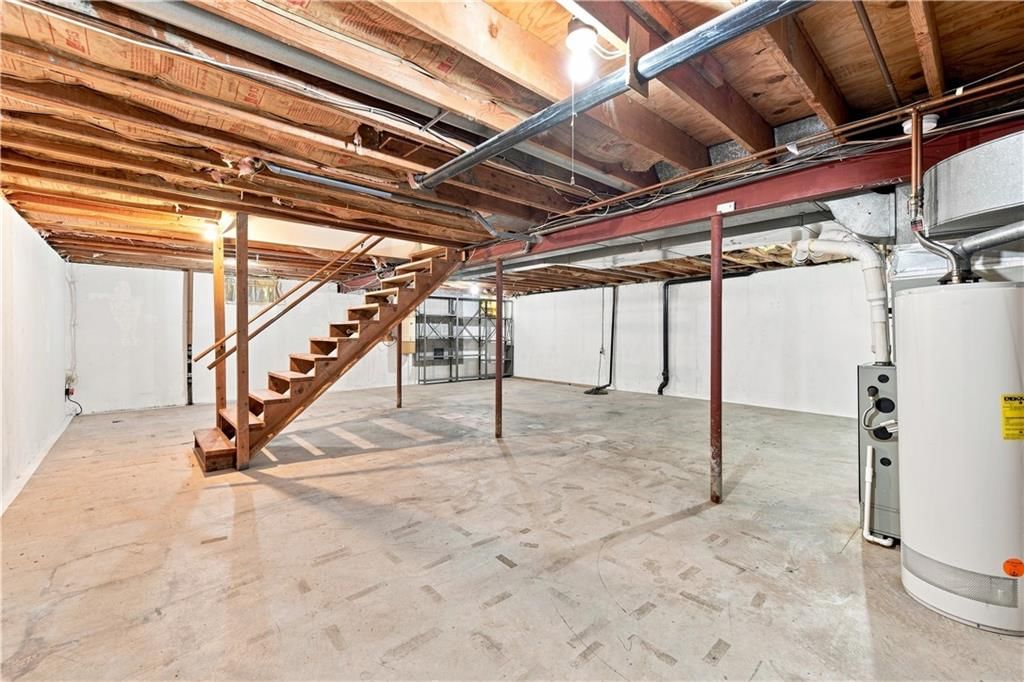 2700 NW Bent Tree Circle — photo 24