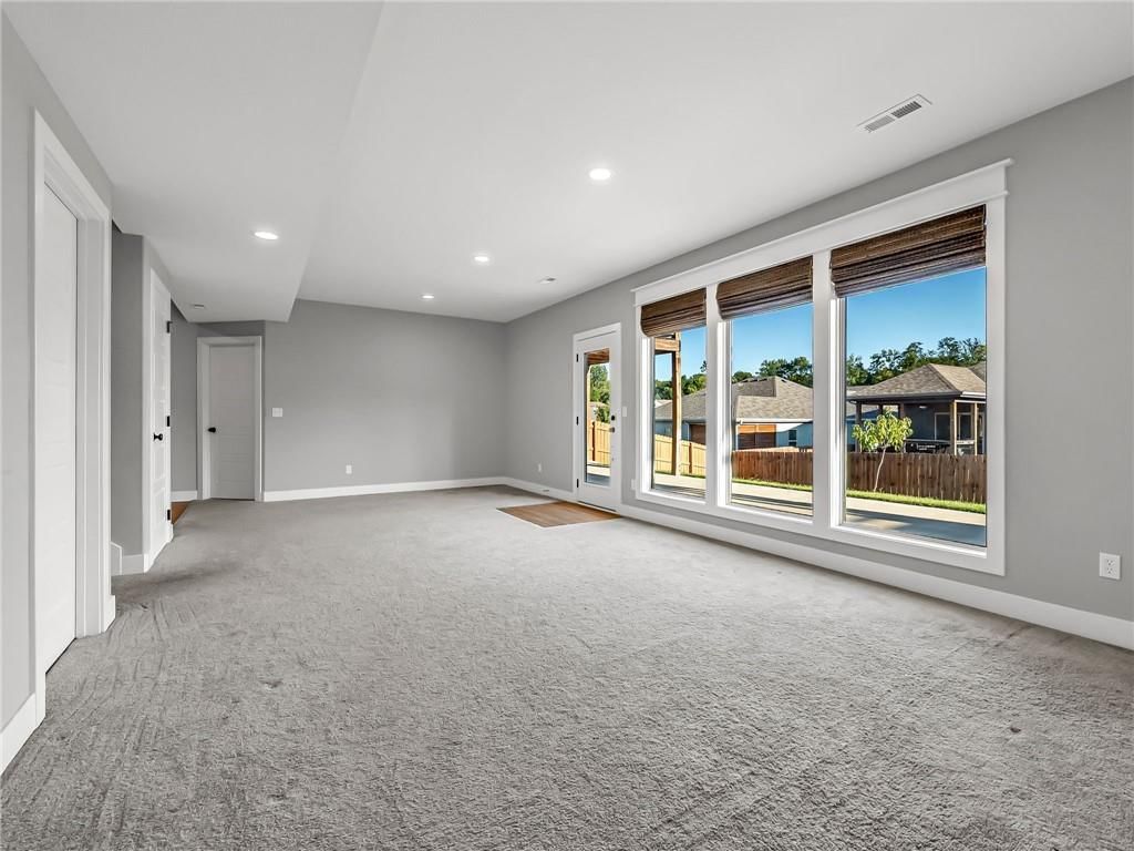 8615 NW 74th Terrace — photo 34