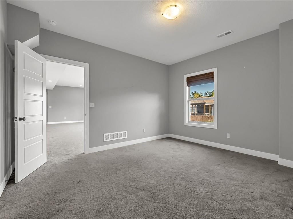 8615 NW 74th Terrace — photo 36