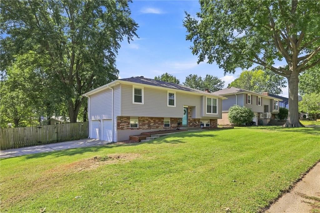 20409 E Millhaven Street — photo 3