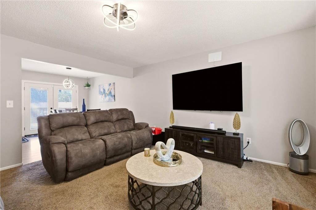 20409 E Millhaven Street — photo 7