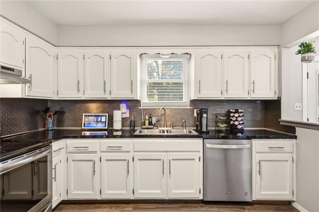 20409 E Millhaven Street — photo 15