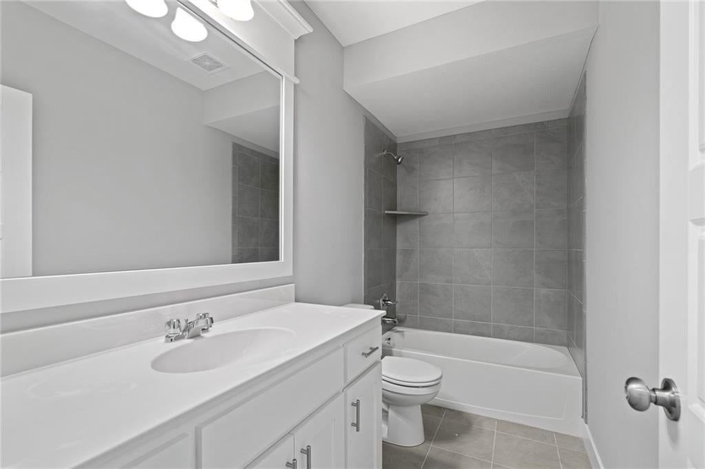 2328 W Wabash Street — photo 47
