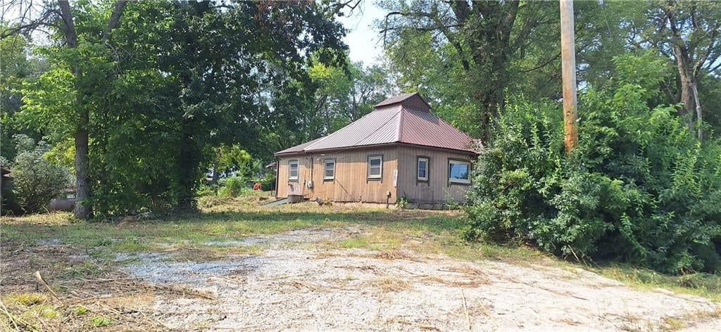 517 Jones Avenue — photo 8