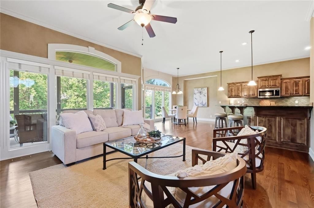 16548 S Marais Drive, Olathe, KS: listing photo 2
