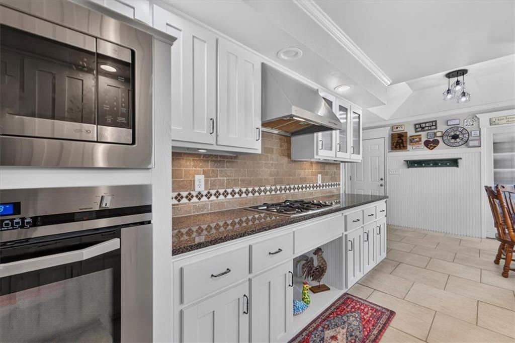 315 S Peculiar Drive — photo 10