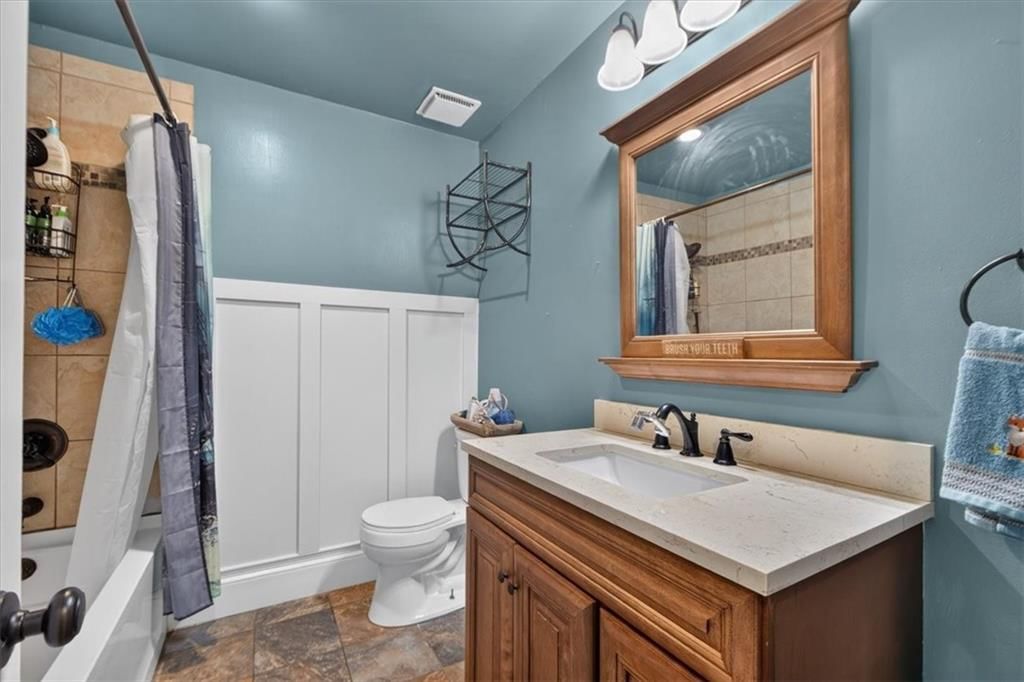 315 S Peculiar Drive — photo 30