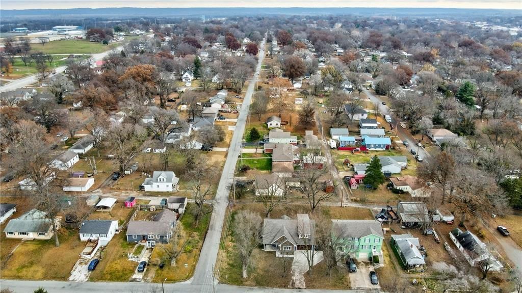 Photo 32 of 36 - 920 N 14th Street, Leavenworth, KS 66048