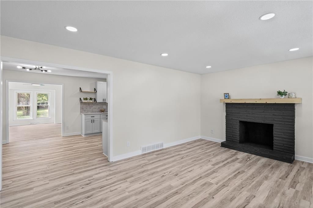 9909 E 77th Terrace — photo 5