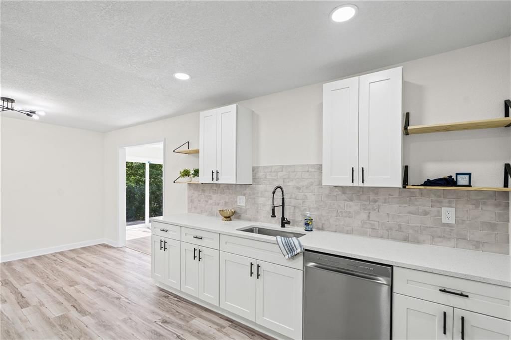 9909 E 77th Terrace — photo 11