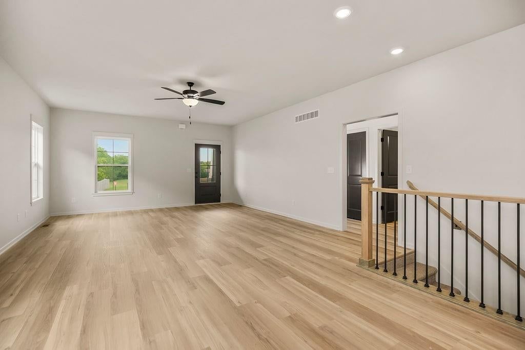1600 Cottonwood Creek Avenue — photo 5