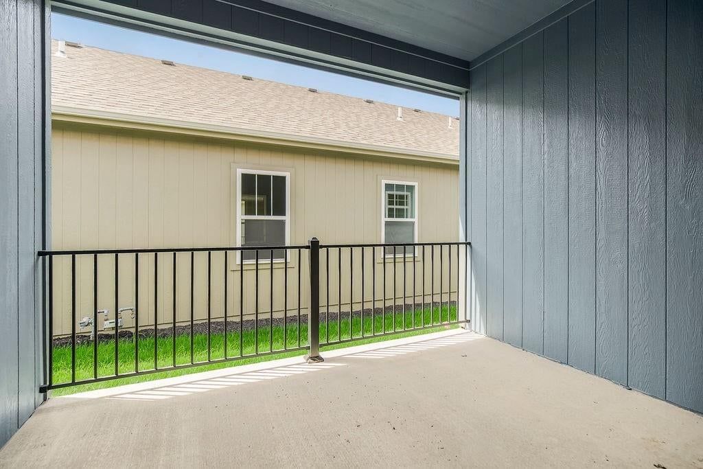 1600 Cottonwood Creek Avenue — photo 28