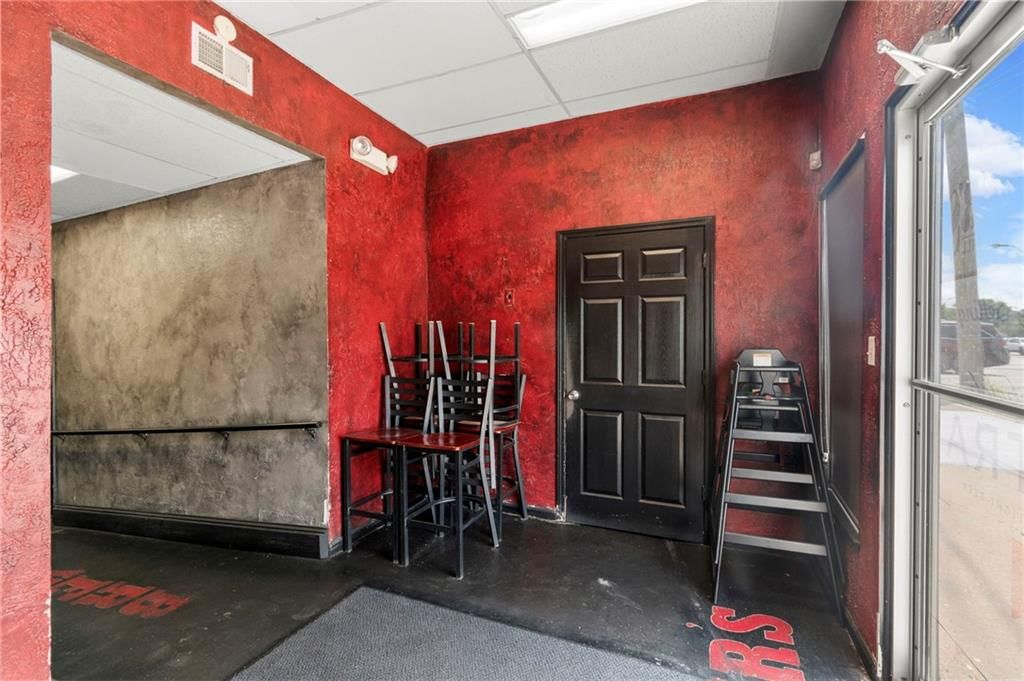 1120 W Main Street — photo 17