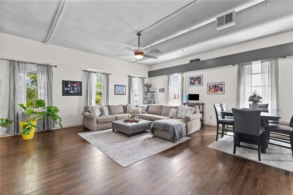 1120 W Main Street — photo 18