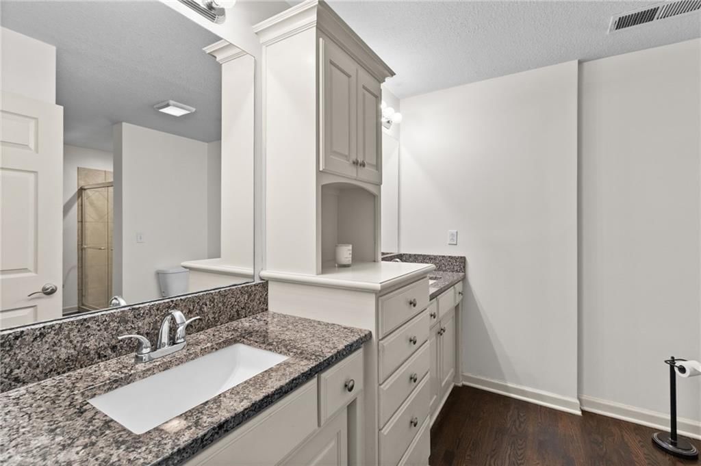 1120 W Main Street — photo 35