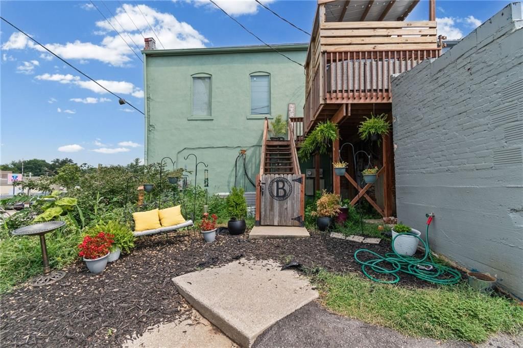 1120 W Main Street — photo 40