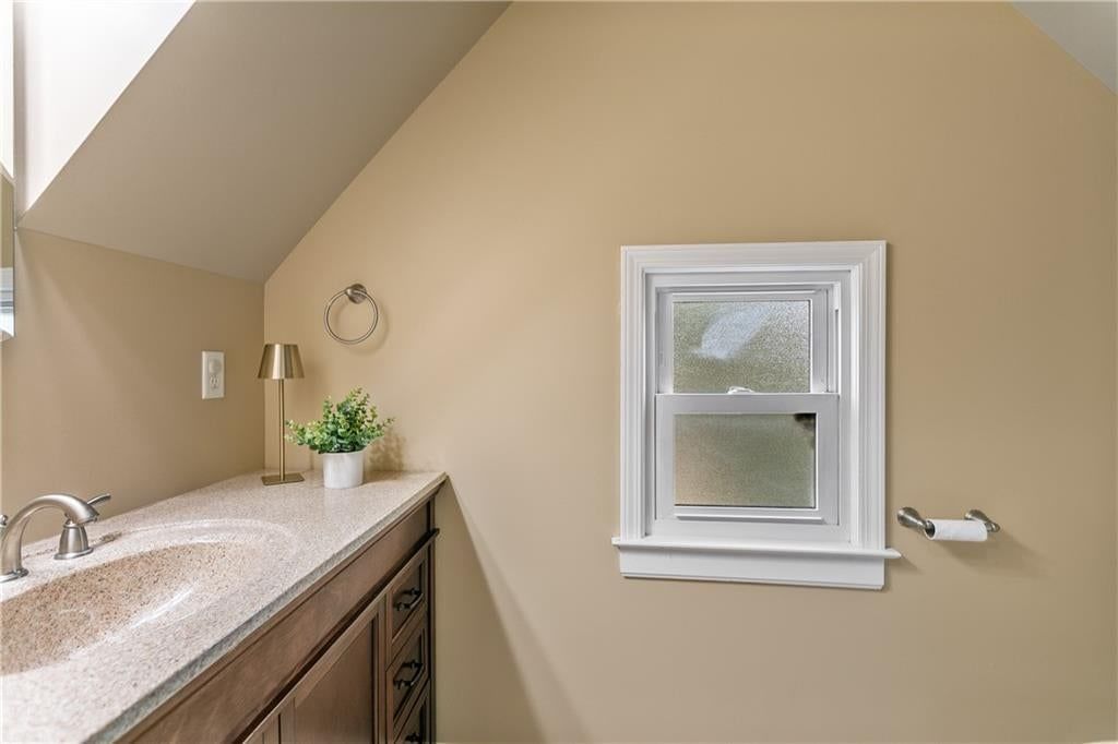 109 W 65th Street — photo 36