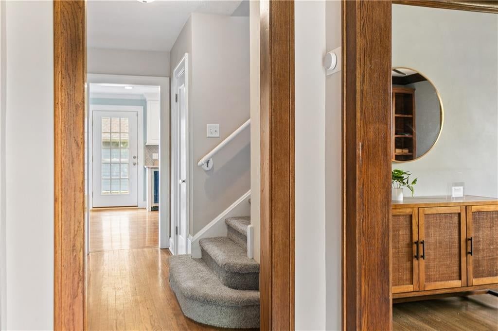 Photo 4 of 43 - 109 W 65th Street, Kansas City, MO 64113