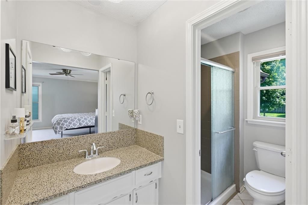 13511 S Locust Street — photo 19