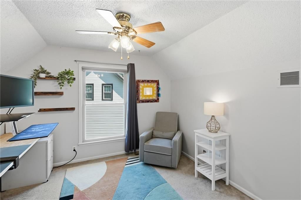 13511 S Locust Street — photo 24