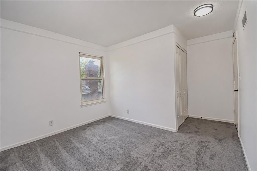 Photo 11 of 15 - 5210 S Mccoy Street, Independence, MO 64055