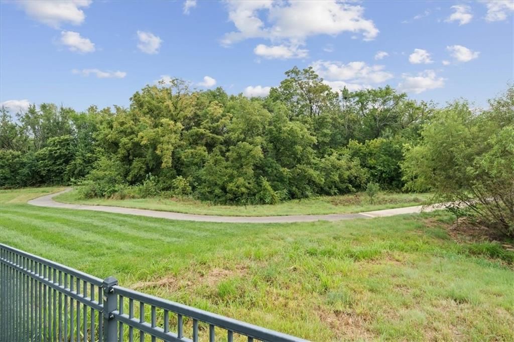 19013 Deer Run Street — photo 26