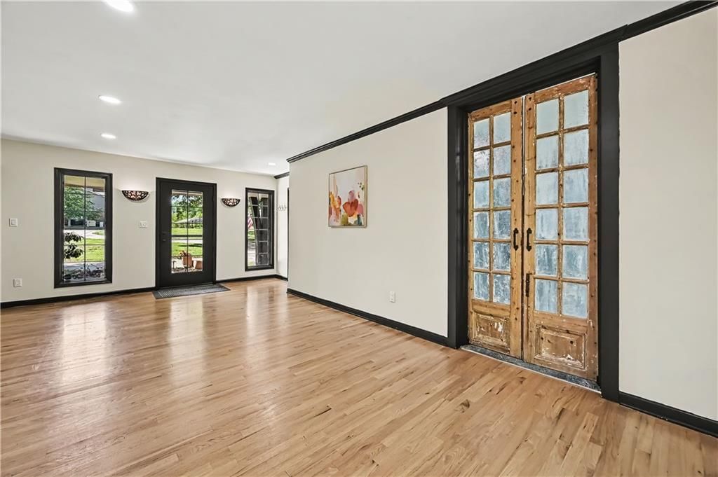4811 Lees Summit Road — photo 5