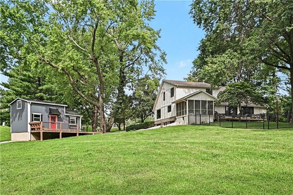4811 Lees Summit Road — photo 32