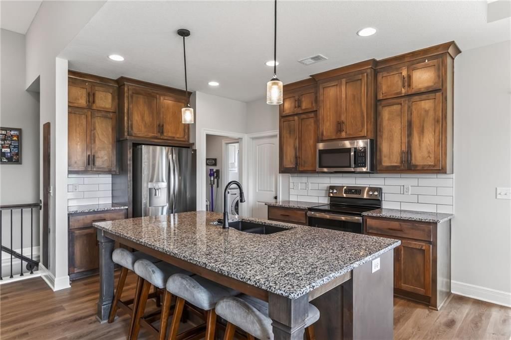 1015 Fox Trot Drive — photo 12
