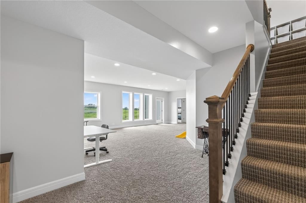 1015 Fox Trot Drive — photo 25
