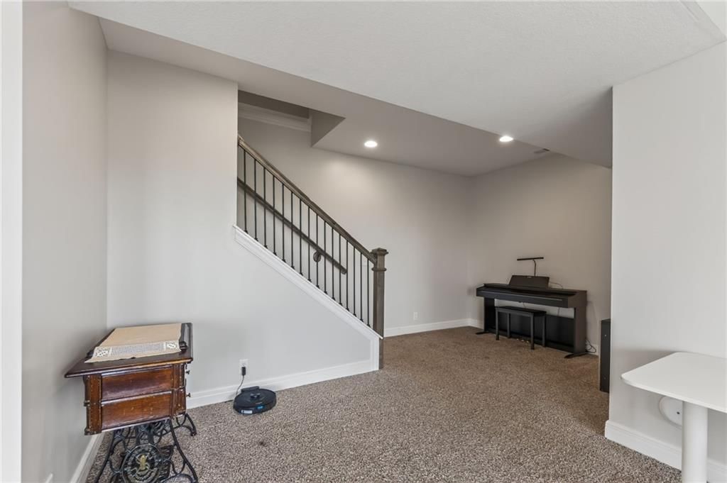 1015 Fox Trot Drive — photo 26