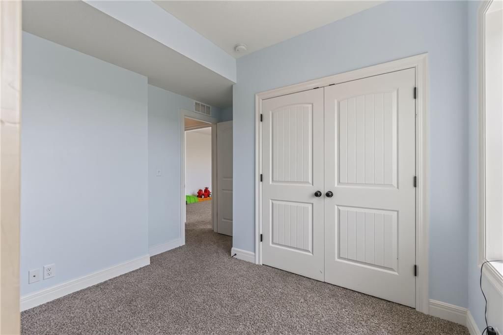 1015 Fox Trot Drive — photo 30