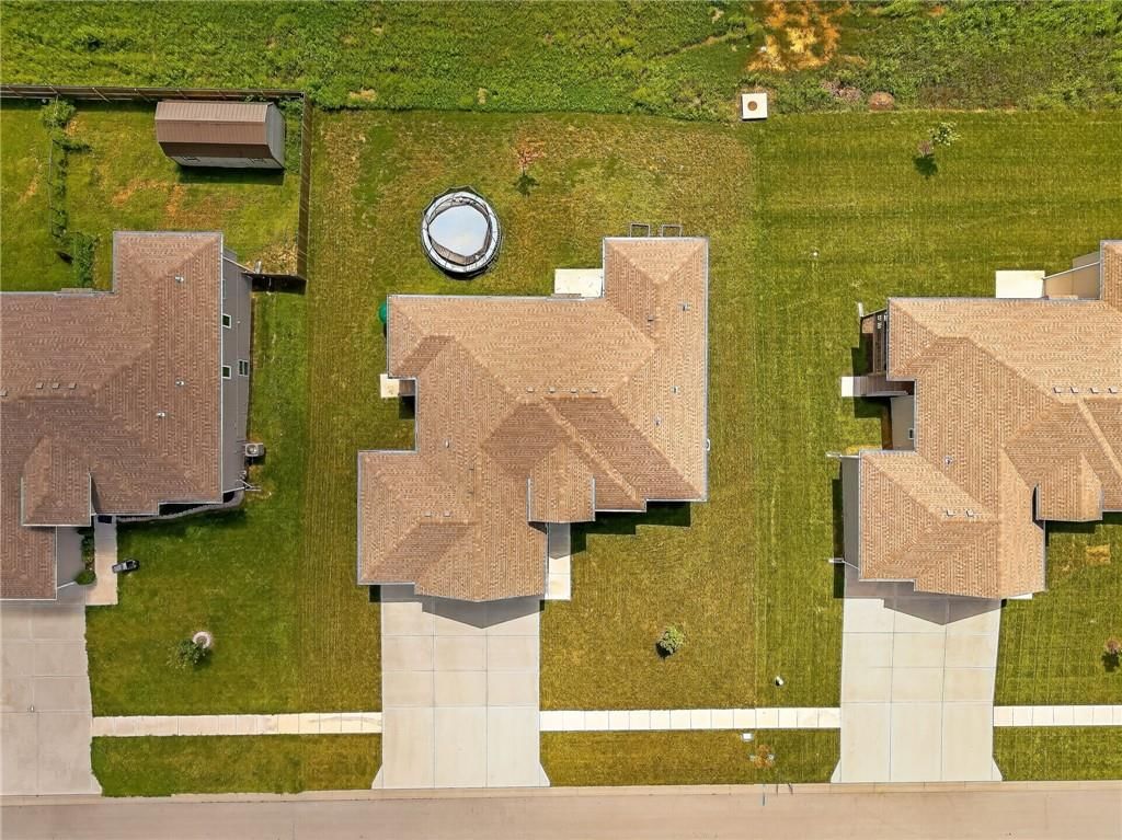 1015 Fox Trot Drive — photo 38
