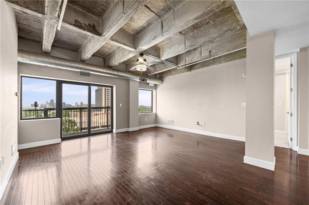 2940 Baltimore Avenue — photo 5