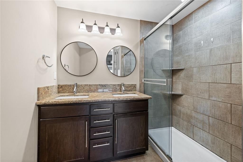 2940 Baltimore Avenue — photo 11