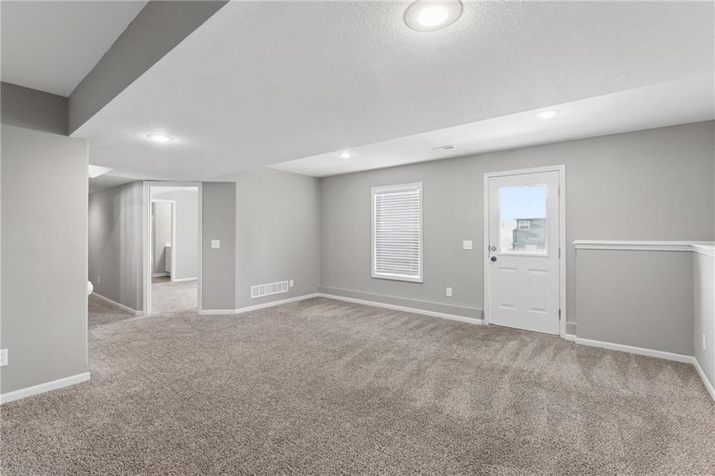 6011 NE 119th Terrace — photo 31