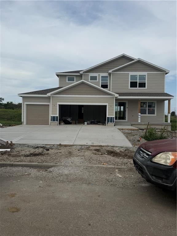 830 Reed Drive, Raymore, MO: listing photo 2