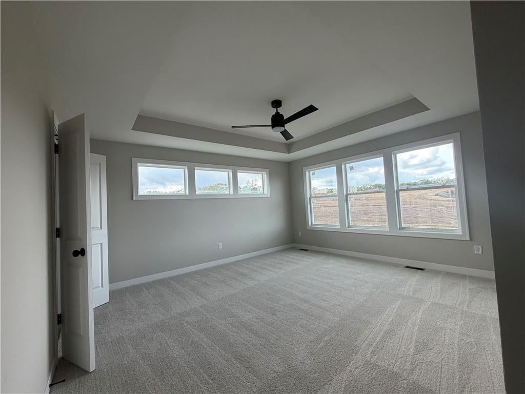 Photo 10 of 26, 830 Reed Drive, Raymore, MO 64083