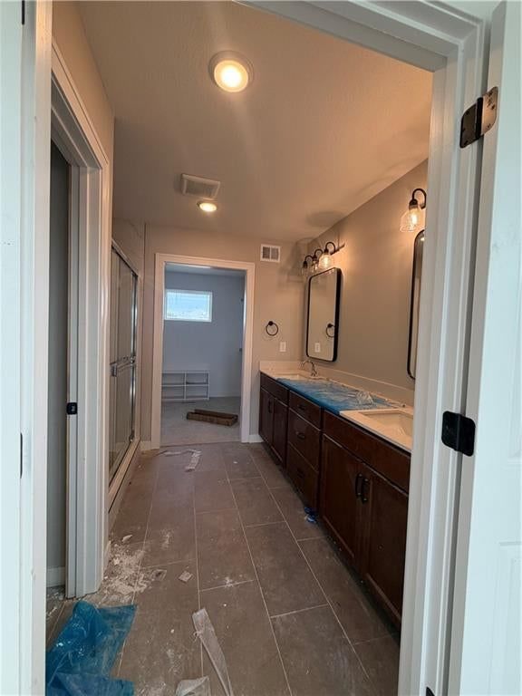 Photo 26 of 26 - 830 Reed Drive, Raymore, MO 64083