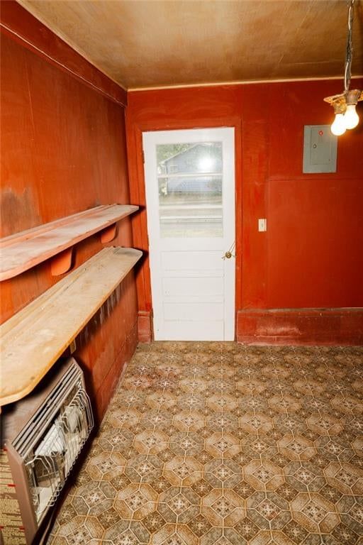 300 Huston Avenue — photo 9