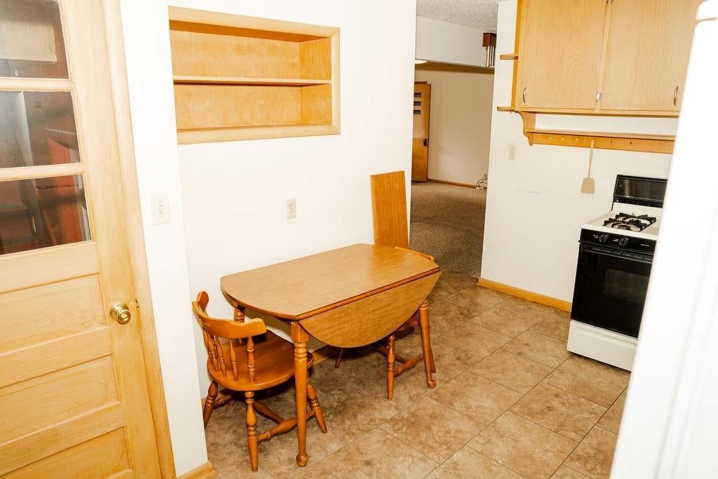 300 Huston Avenue — photo 16