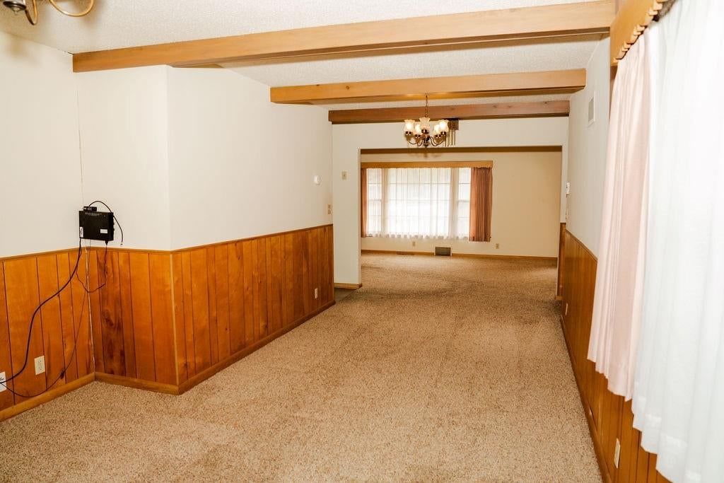 300 Huston Avenue — photo 19