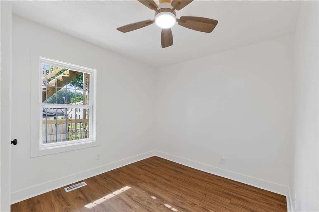 424 Olive Street — photo 32