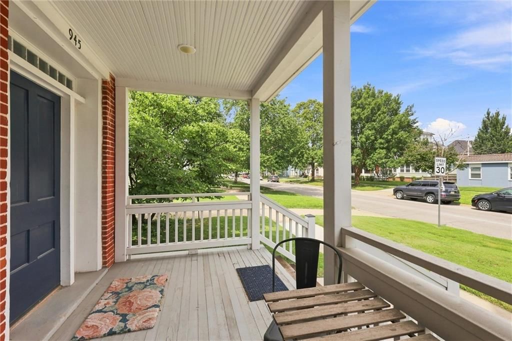 945-945 1/2 Kentucky Street — photo 10