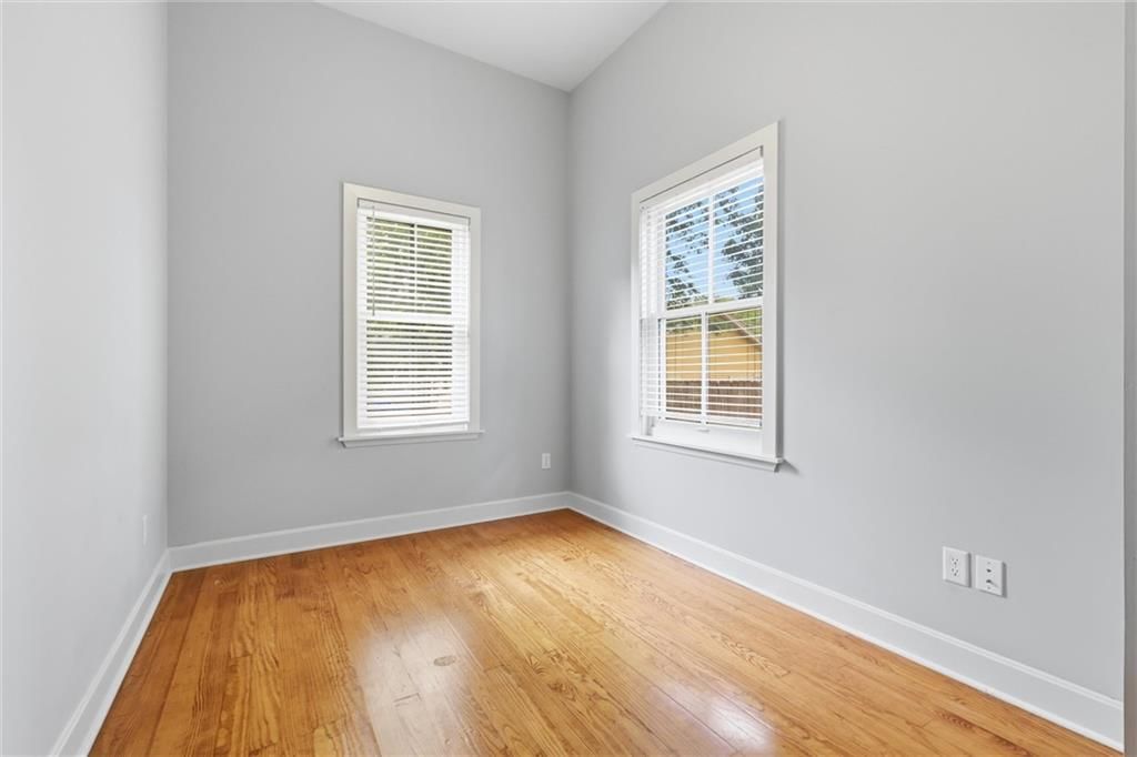 945-945 1/2 Kentucky Street — photo 30