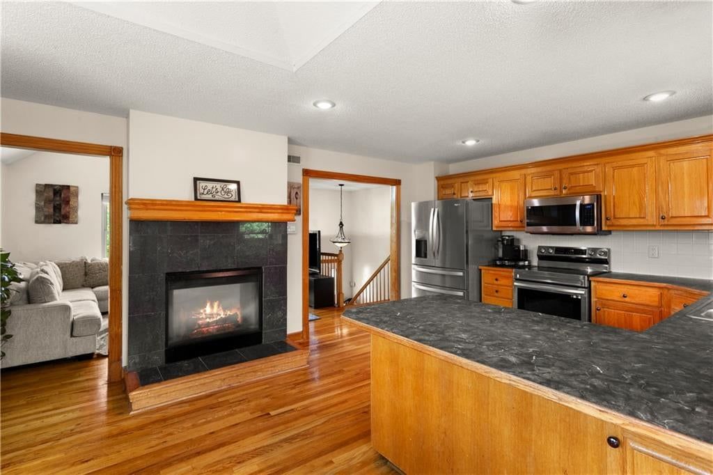 Photo 11 of 37 - 8530 NE 109th Terrace, Kansas City, MO 64157