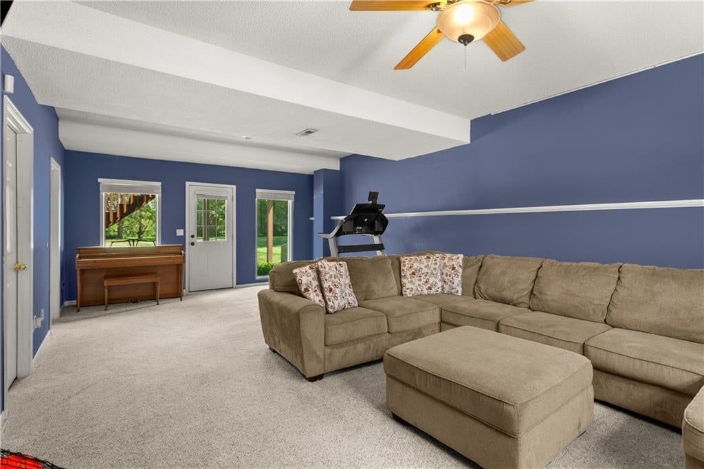 Photo 23 of 37 - 8530 NE 109th Terrace, Kansas City, MO 64157