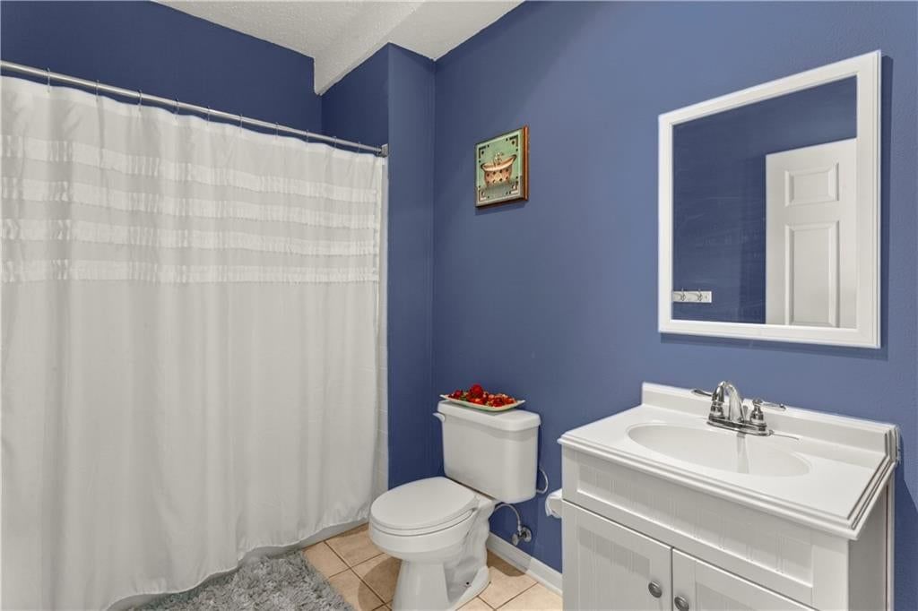 Photo 25 of 37 - 8530 NE 109th Terrace, Kansas City, MO 64157